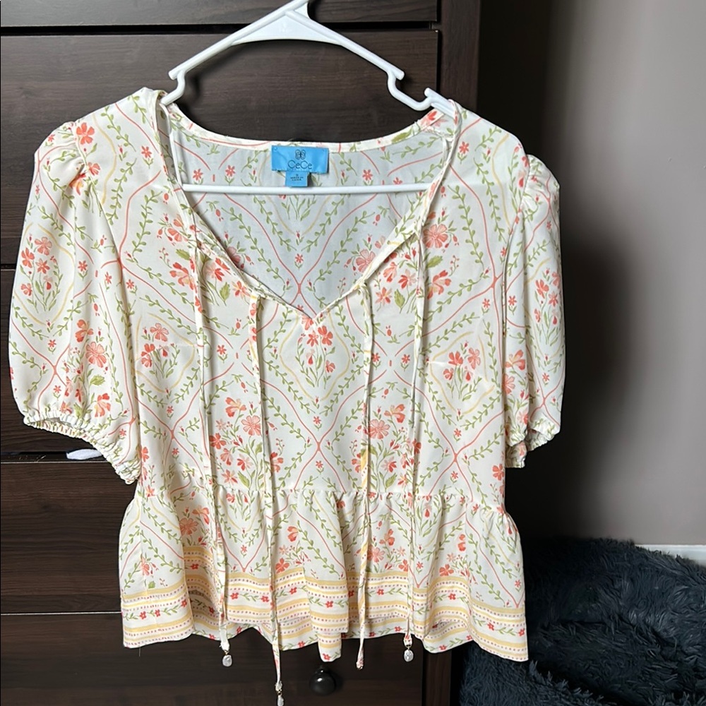 CeCe - Flutter Sleeve Crop Blouse. Brand new only tried on